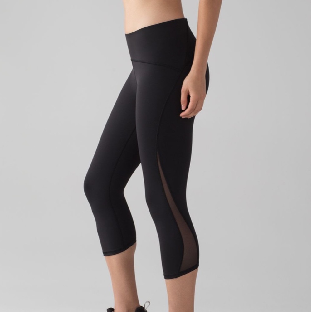 Lululemon Train Times Crop (17”)